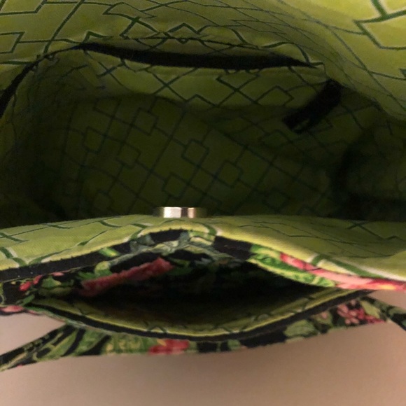 Vera Bradley Large Shoulder Bag! - Picture 7 of 9
